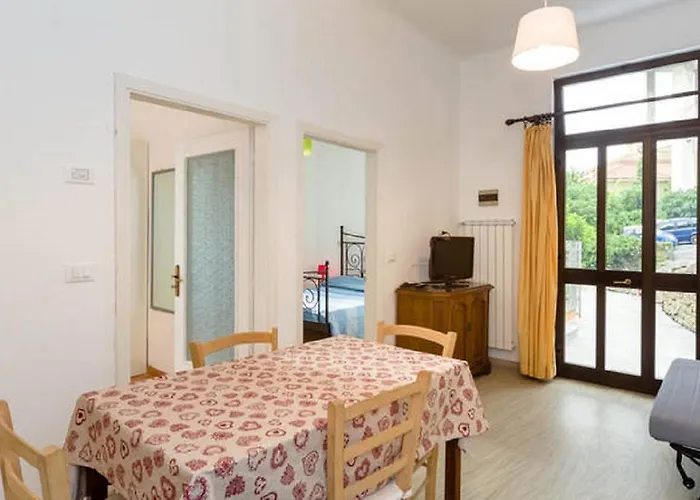 Varazze Apartment - Giardino E Terrazzo Privati, Pet Friendly, Self Check-In