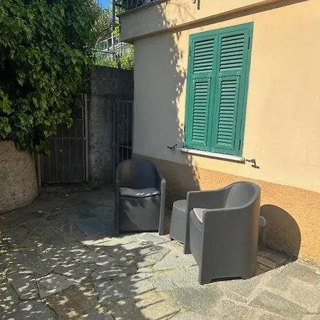 Varazze Apartment דירה ואראצה