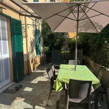 아파트 Varazze Apartment 바라체