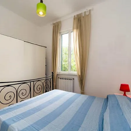 Varazze Apartment