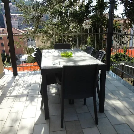 Varazze Apartment