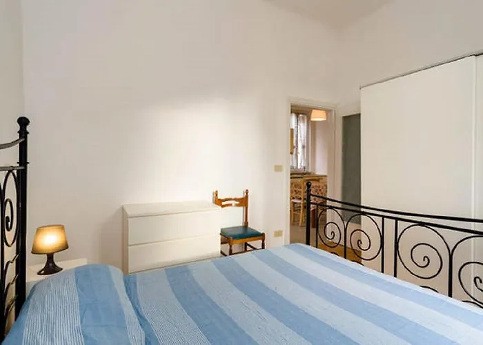 Varazze Apartment 瓦拉泽