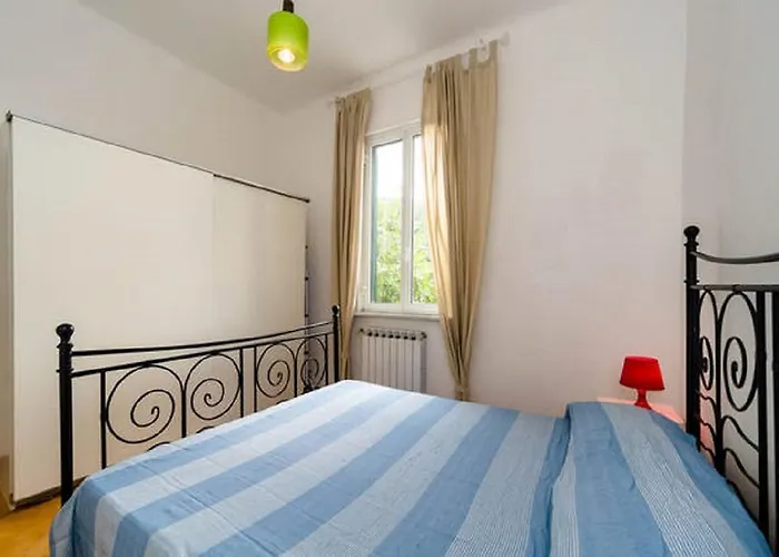 Varazze Apartment