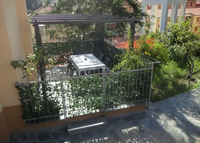 Varazze Apartment - Giardino E Terrazzo Privati, Pet Friendly, Self Check-In * Varazze
